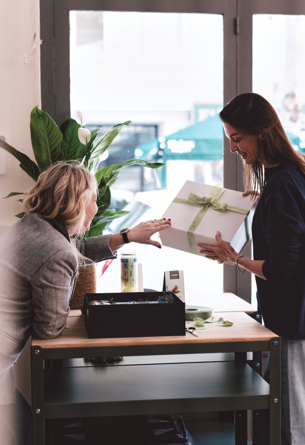 Gift Delivery in Barcelona: The Complete Guide