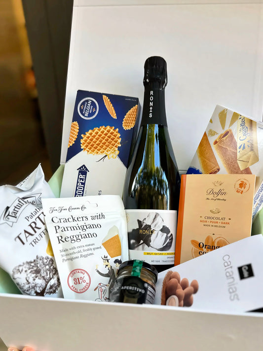 Cava Gourmet Selection Hamper